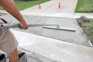 Ile czasu zajmuje całkowite wyschnięcie mokrego betonu od momentu wylania?